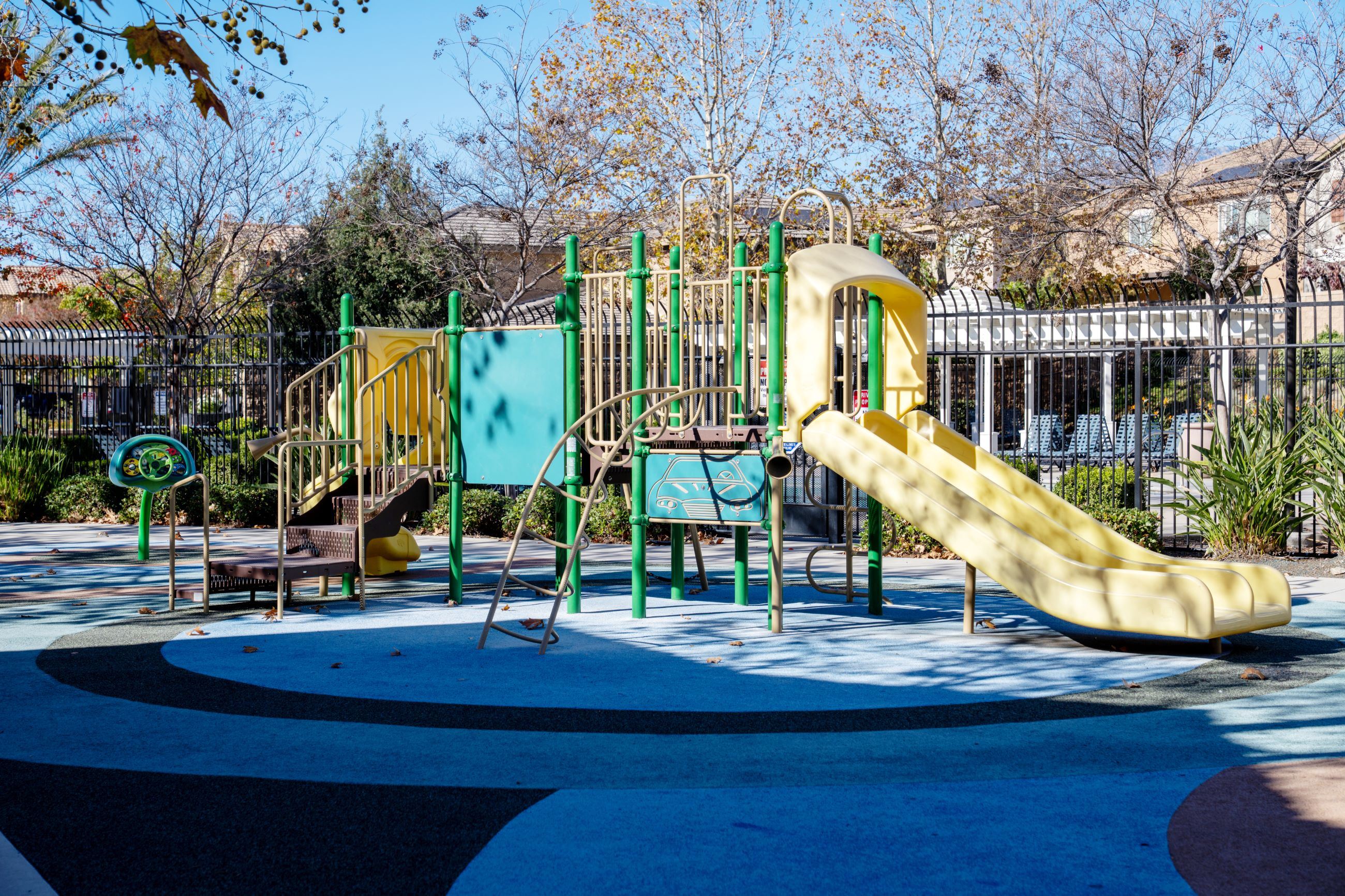 Photo of playground structure at Lemon Pepper Park